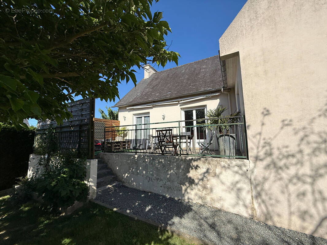 Maison à LANVALLAY