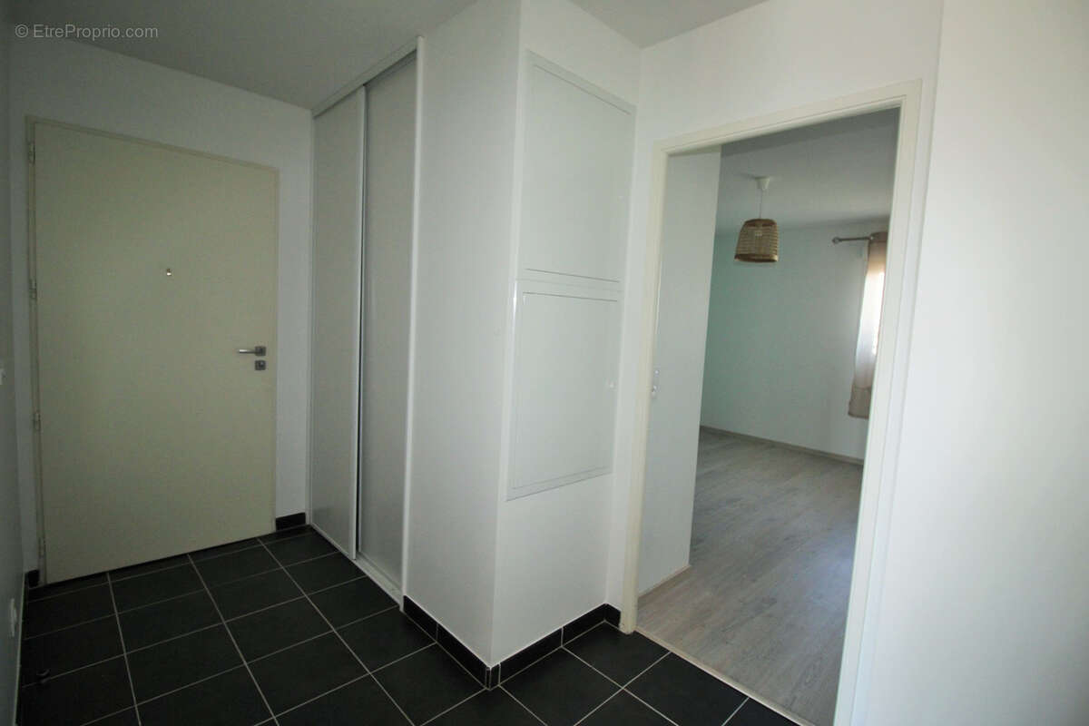 Appartement à LE PONT-DE-CLAIX