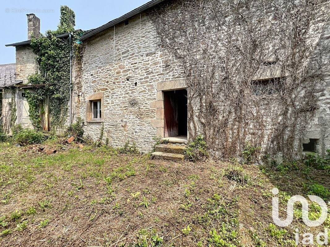 Photo 1 - Maison à LE LONZAC