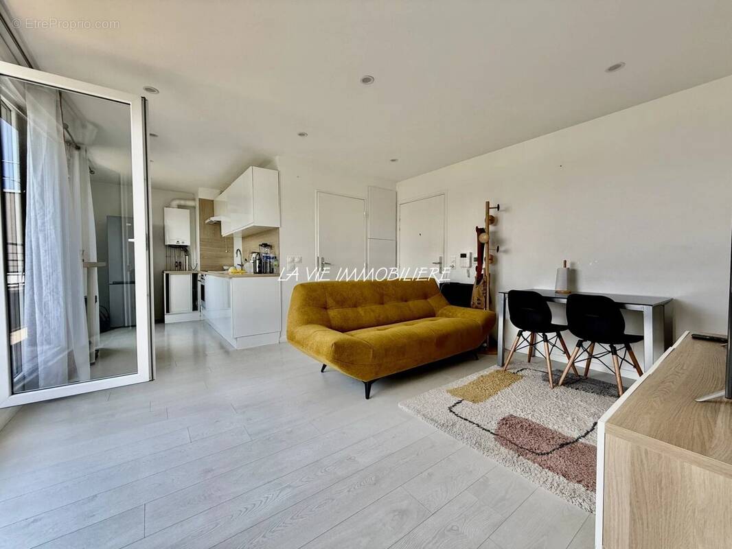 Appartement à LIVRY-GARGAN