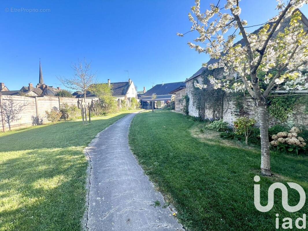 Photo 1 - Maison à BONCHAMP-LES-LAVAL