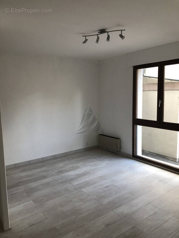 Appartement à CHARLEVILLE-MEZIERES