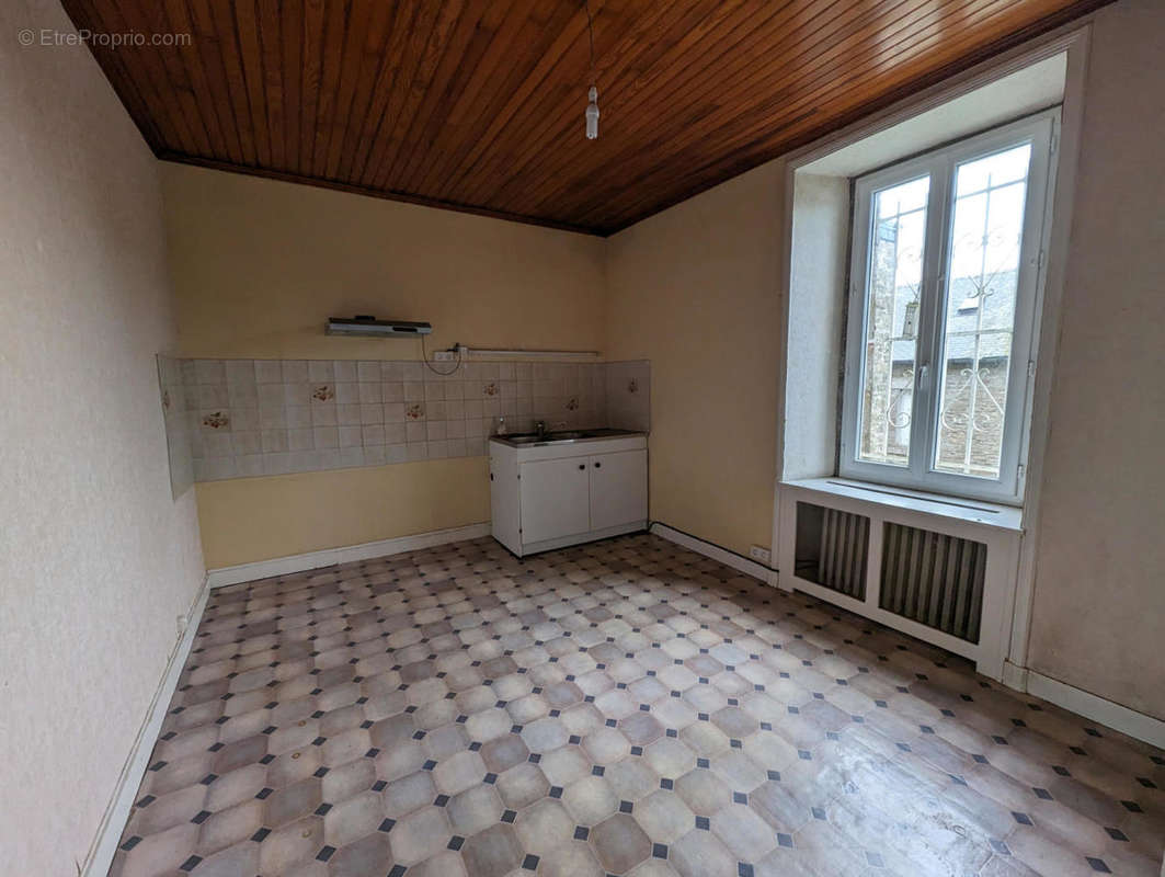 Cuisine - Maison à PLOERDUT