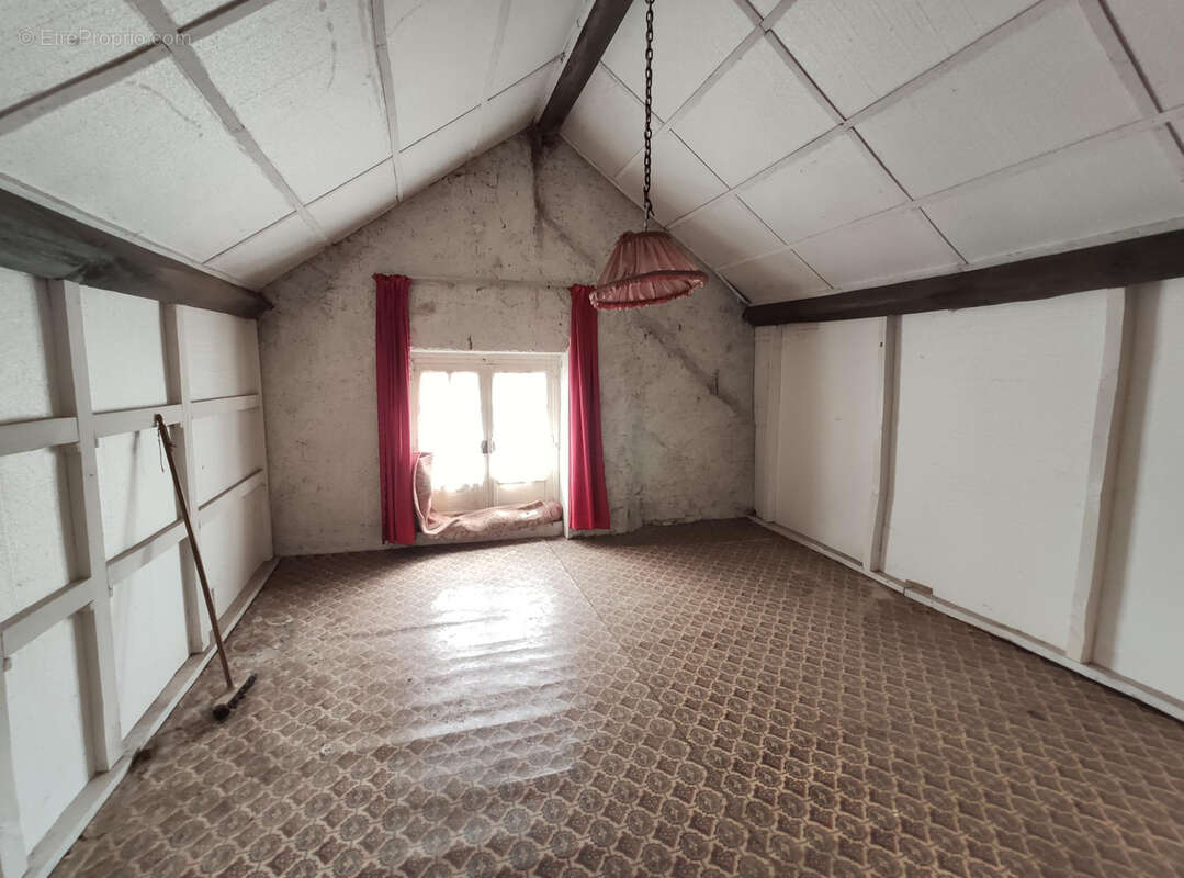 Maison à DHUIZON