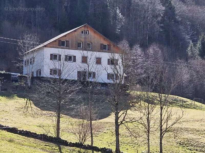 Maison à LA BRESSE