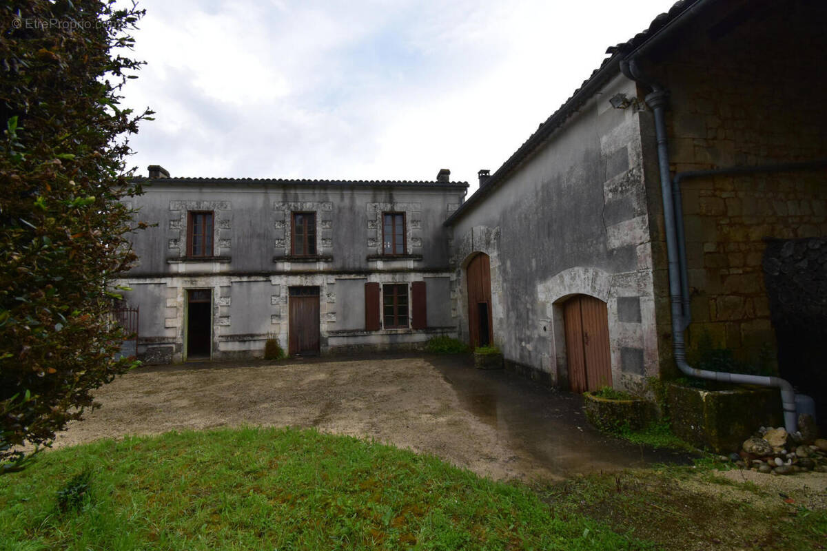 DSC_0041 - Maison à BOUEX