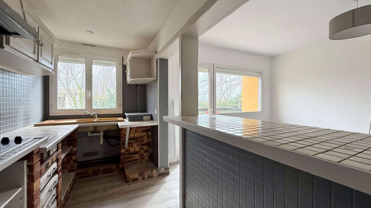 Appartement à CORBEIL-ESSONNES