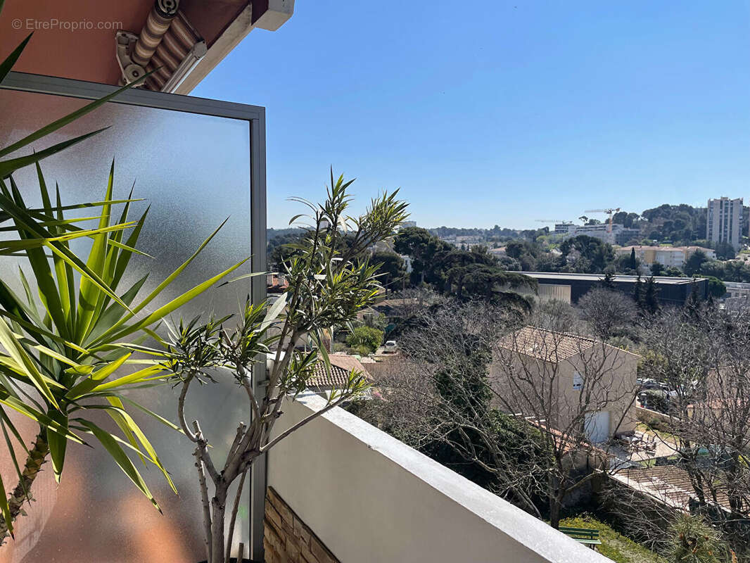 Appartement à MARSEILLE-13E