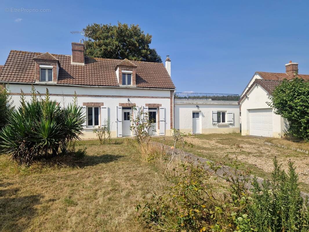 Maison à NONANCOURT