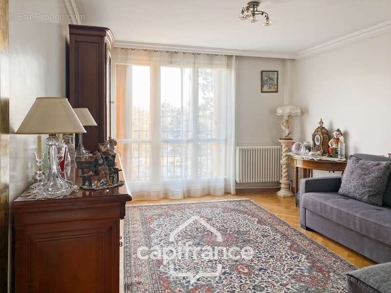 Appartement à BROU-SUR-CHANTEREINE