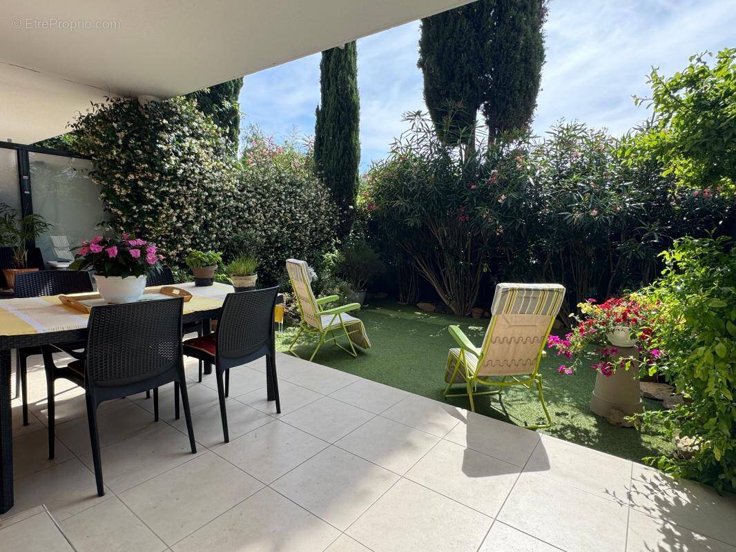 Appartement à SANARY-SUR-MER