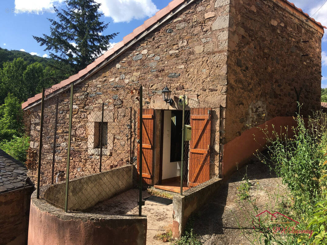 Maison à MONTJAUX