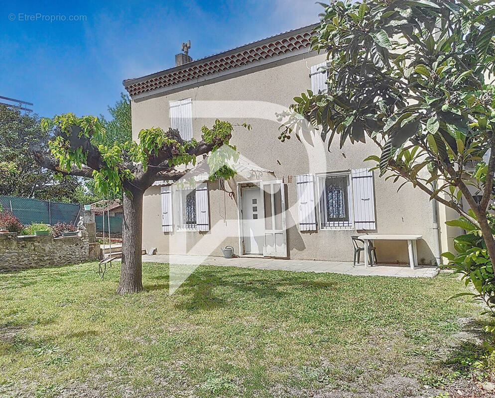 Maison à VIVIERS