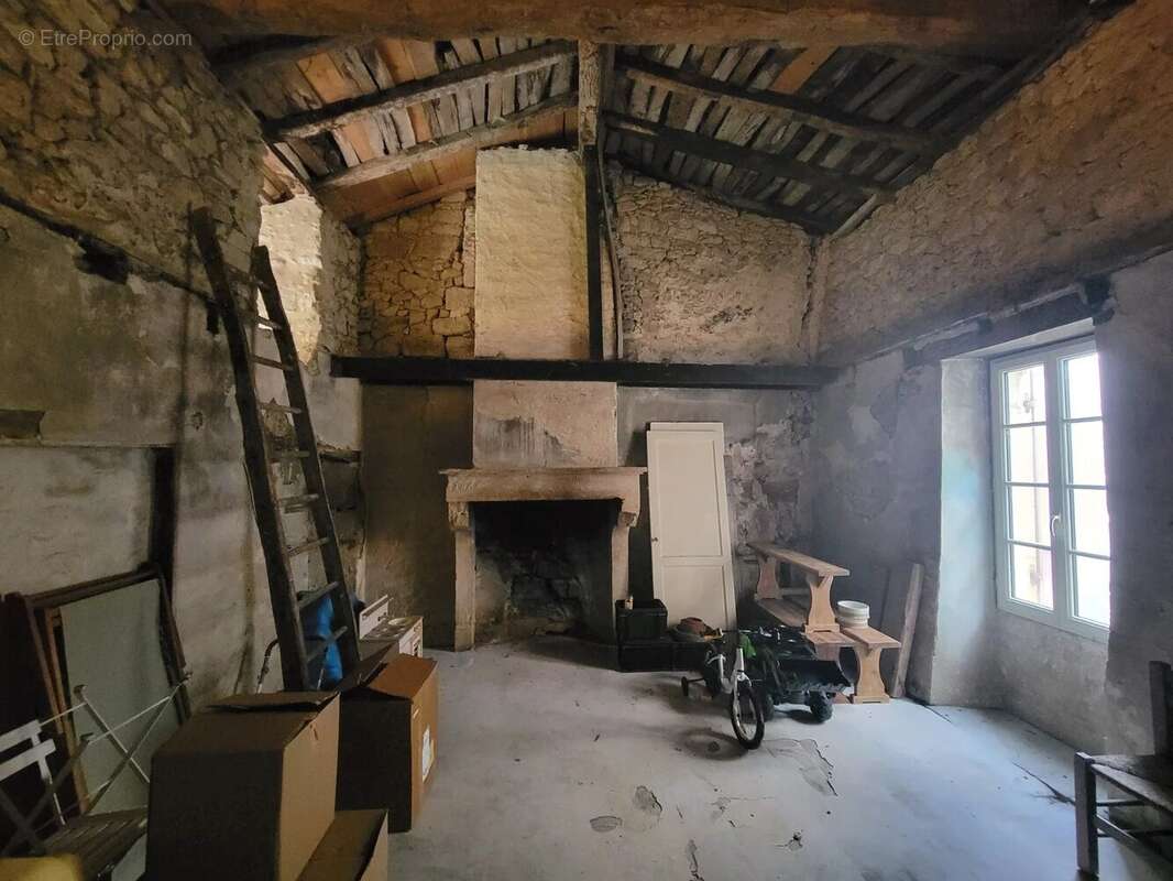 Maison à PELLEGRUE