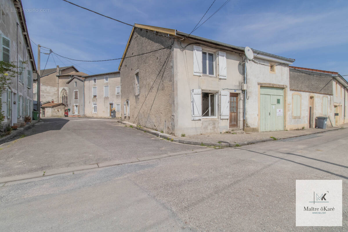 Maison à SAMPIGNY