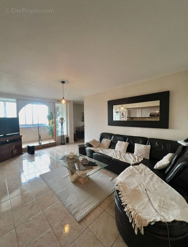 Appartement à VILLIERS-LE-BEL