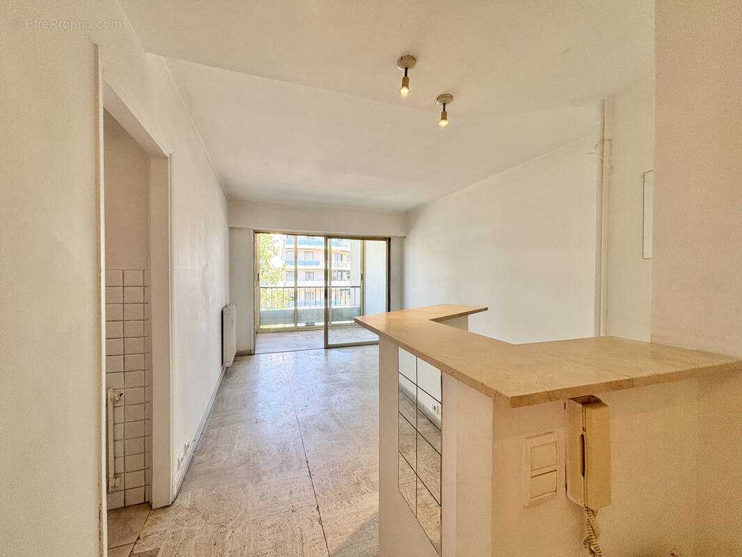 Appartement à LE CANNET