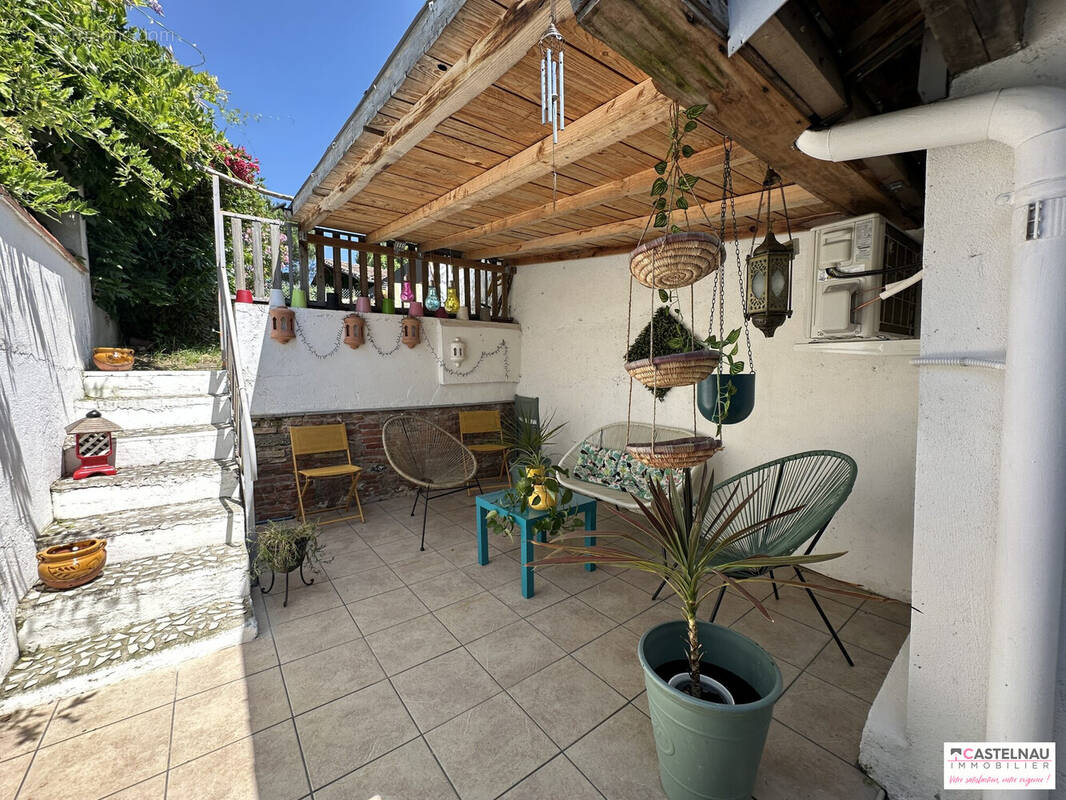 Maison à POMPIGNAN