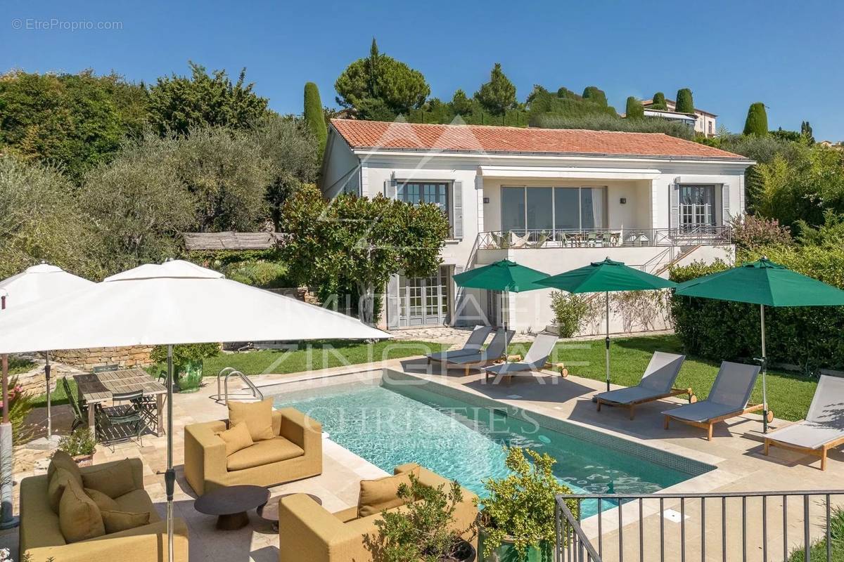 Maison à MOUGINS