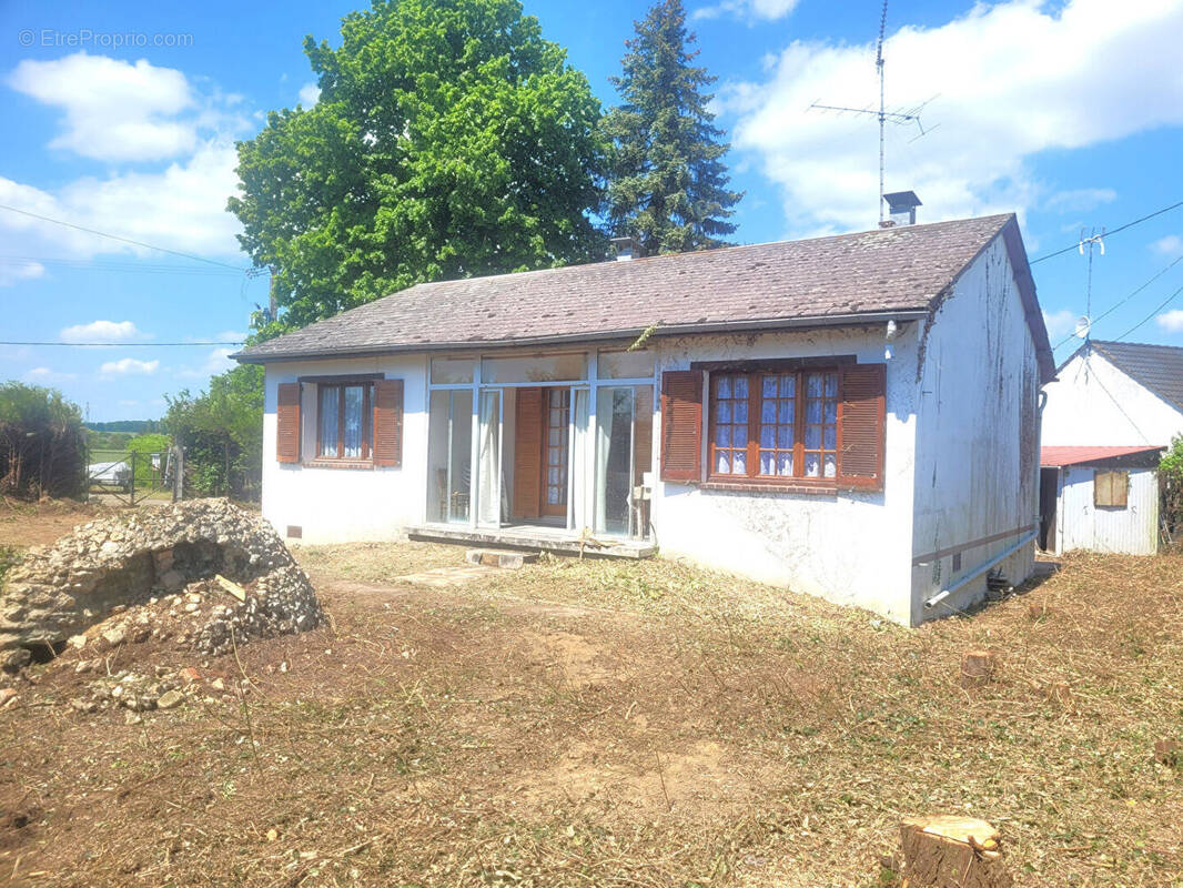 Maison à CHARNY