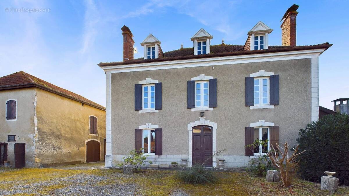 Maison à SALIES-DE-BEARN