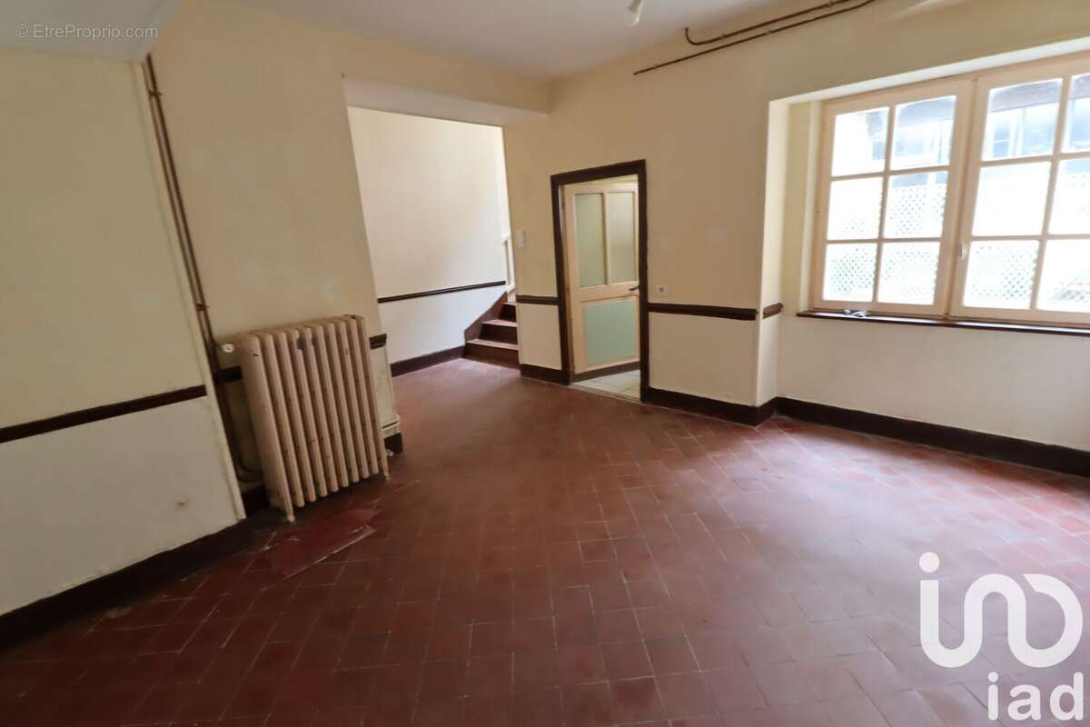 Photo 6 - Maison à VIC-LE-COMTE