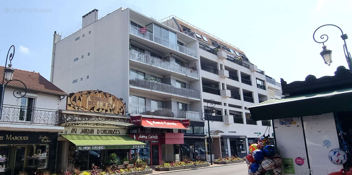 Appartement à SAINT-MAUR-DES-FOSSES