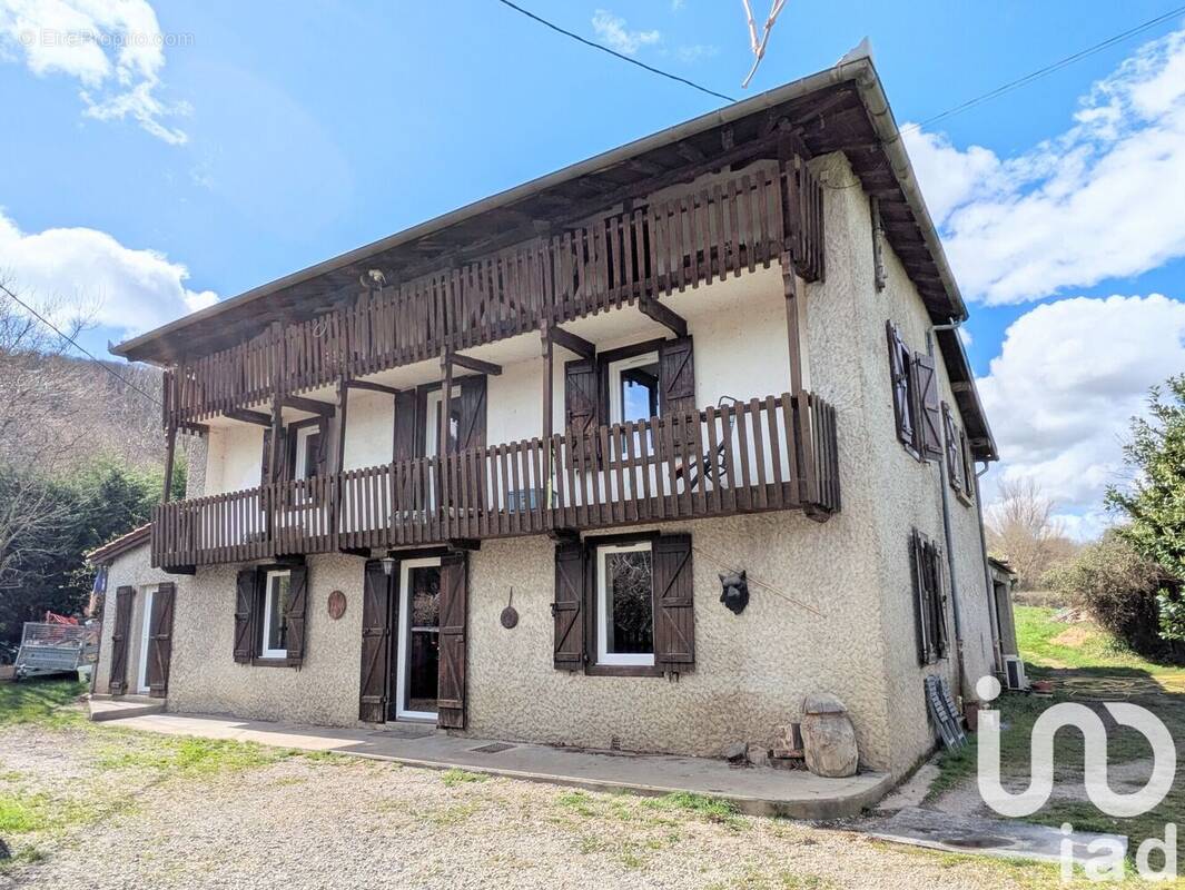 Photo 1 - Maison à PRAT-BONREPAUX