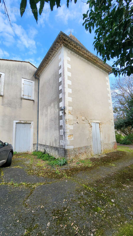 Maison à LUGON-ET-L&#039;ILE-DU-CARNAY