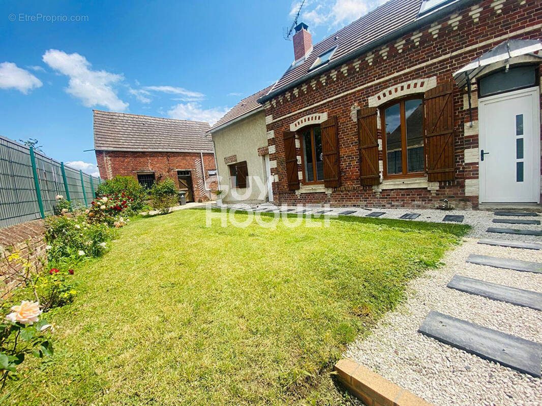 Maison à ESTREES-SAINT-DENIS