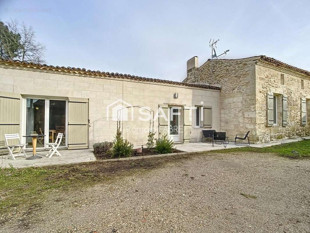 Photo 2 - Maison à SALIGNAC