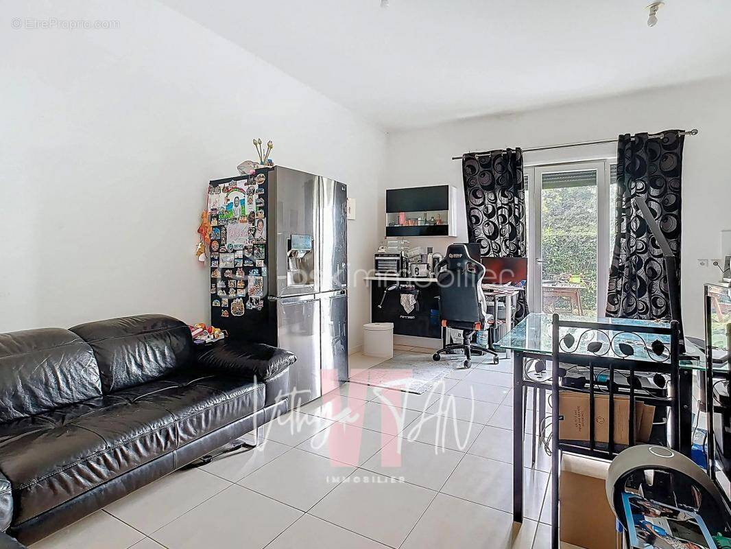 Appartement à BUSSY-SAINT-GEORGES
