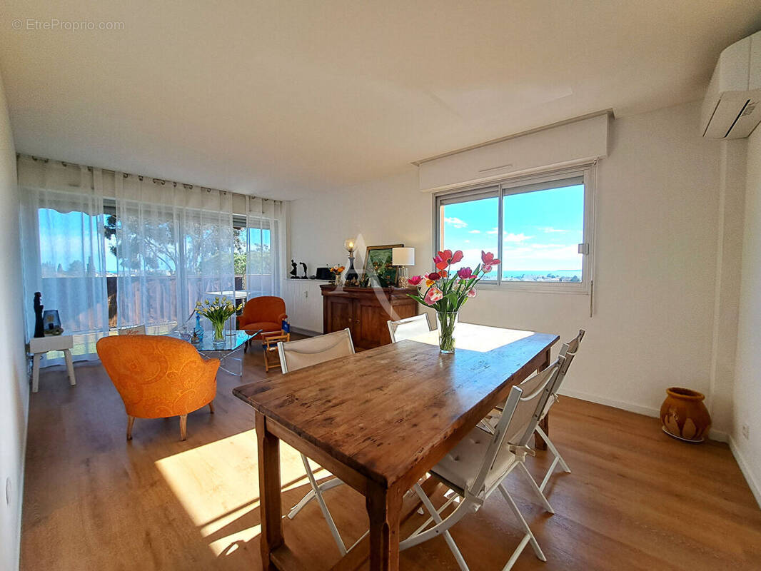 Appartement à CAGNES-SUR-MER