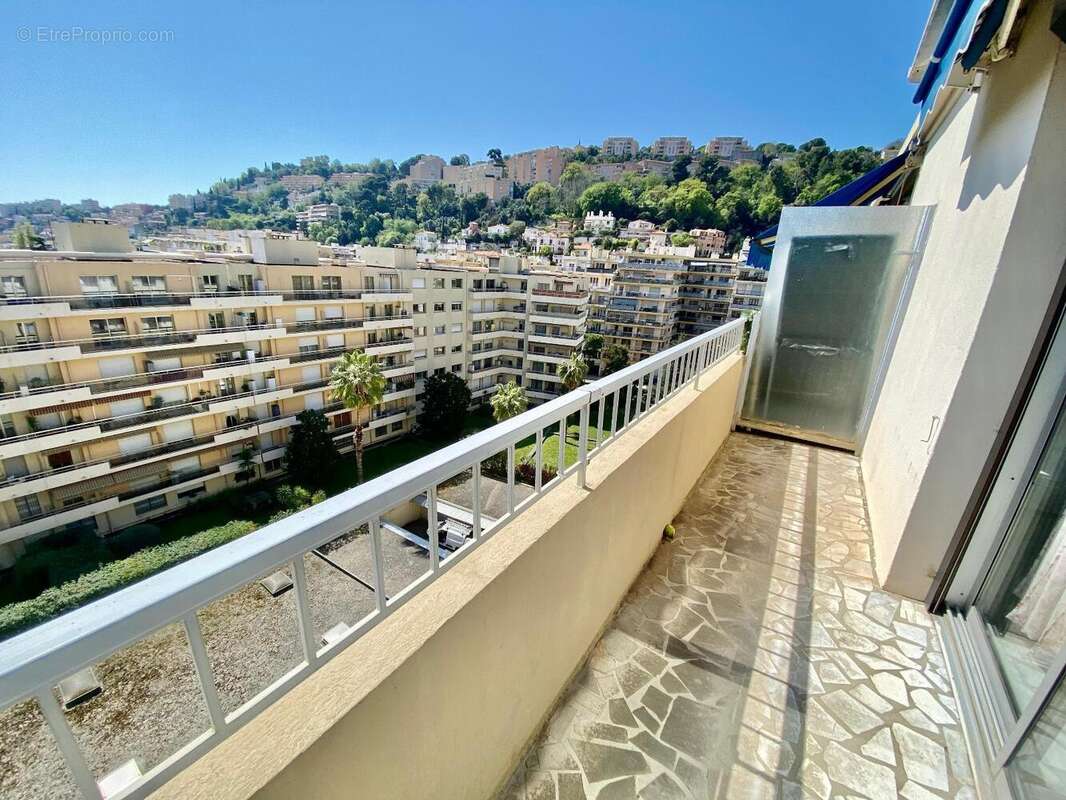   - Appartement à NICE