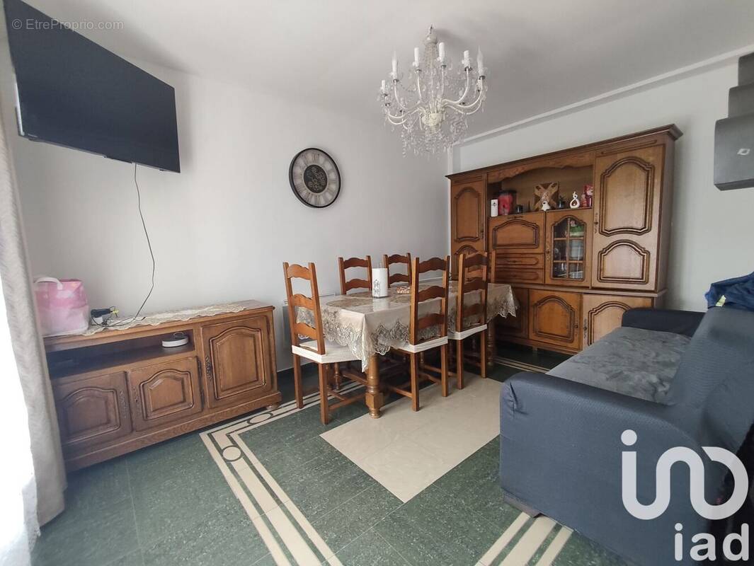 Photo 1 - Maison à STAINS