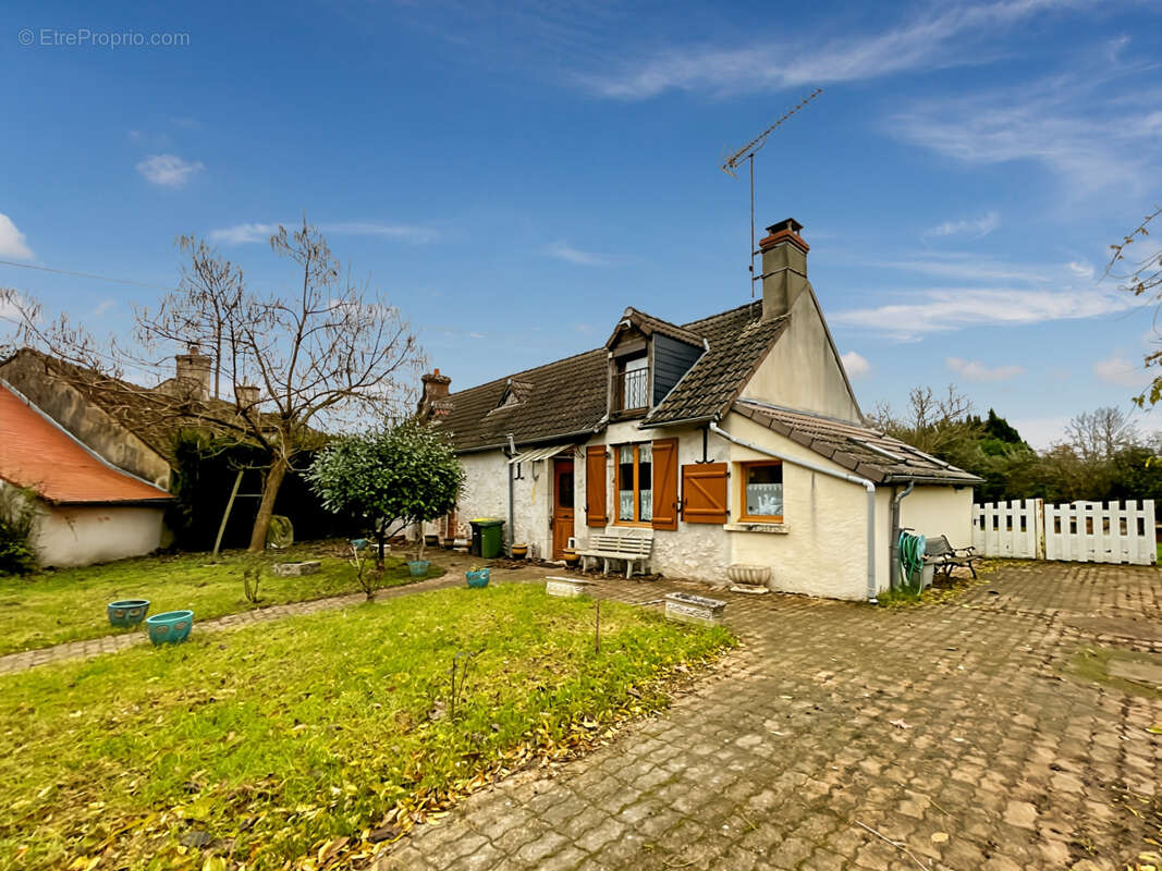 Maison à SAINT-LAURENT-NOUAN