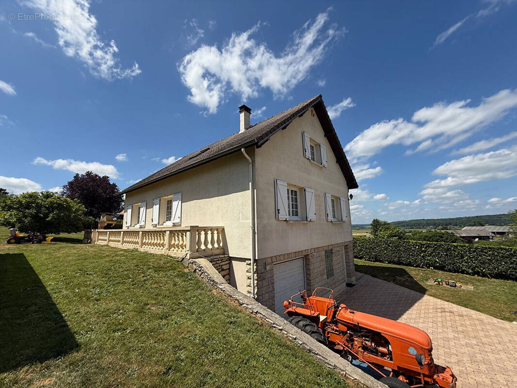 Maison à CHAUMONT-EN-VEXIN