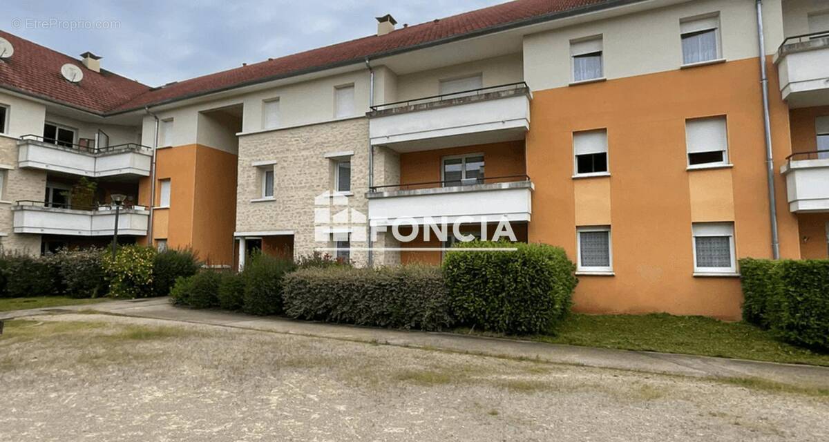 Appartement à GOURDON