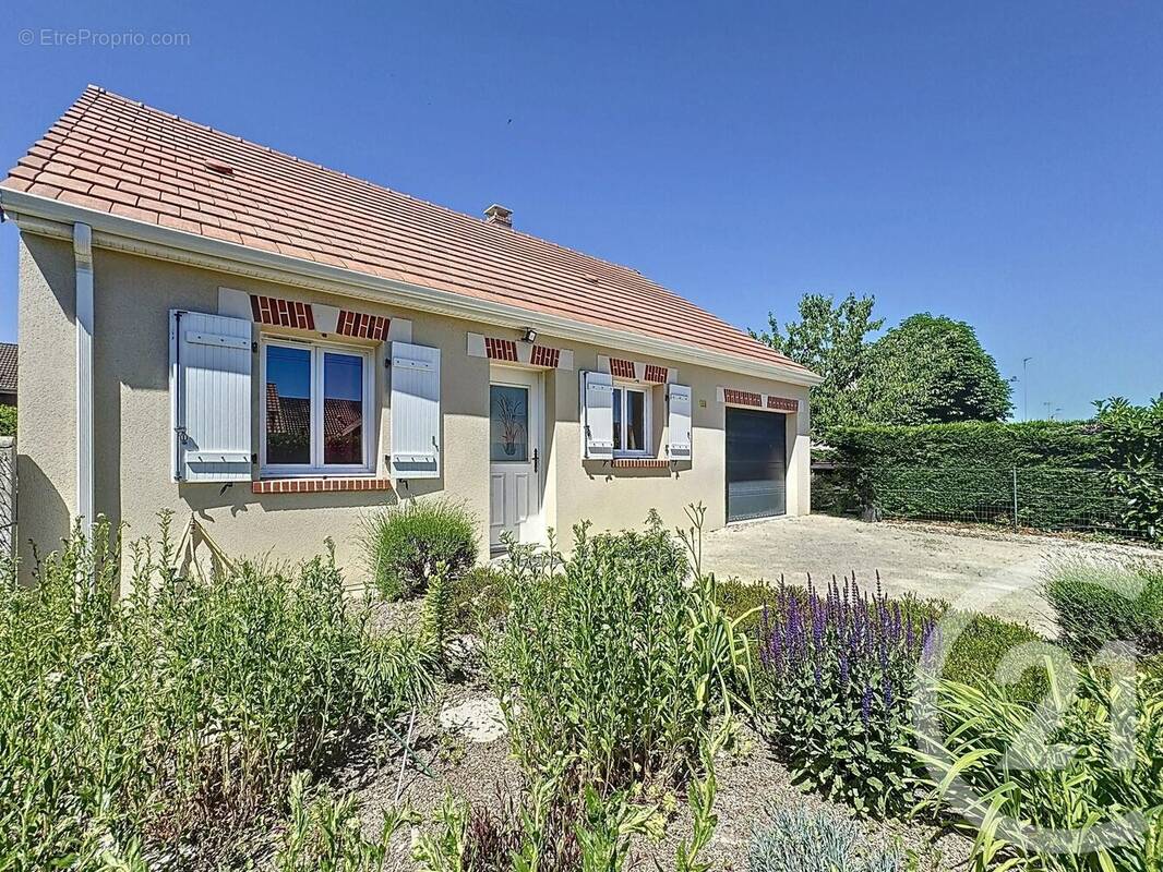 Maison à LA FERTE-SAINT-AUBIN