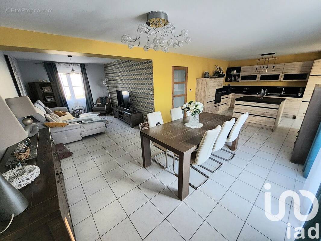 Photo 1 - Maison à CAMBRAI