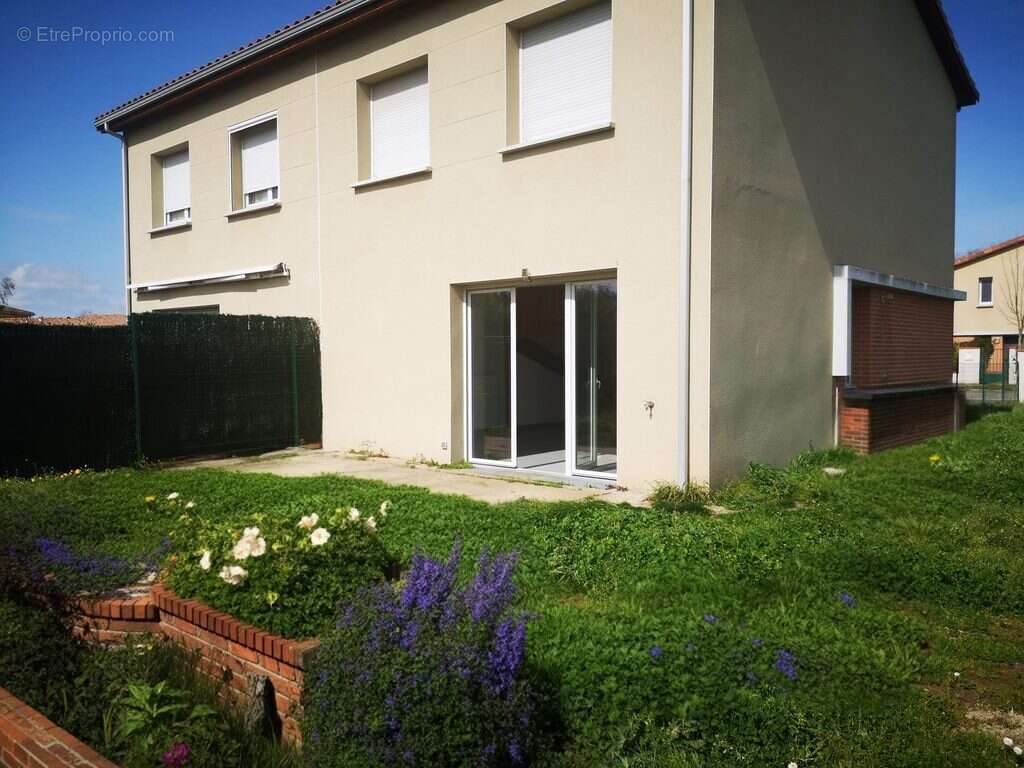 Maison à FROUZINS