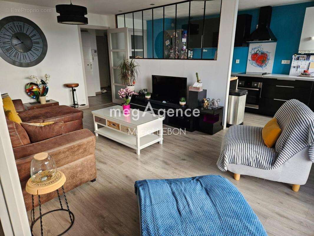 Appartement à FOUGERES