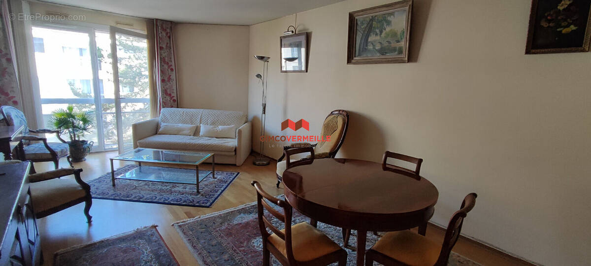 Appartement à LA CELLE-SAINT-CLOUD