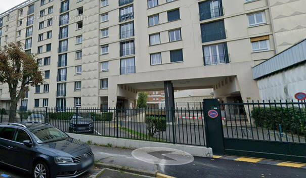Parking à MAISONS-ALFORT