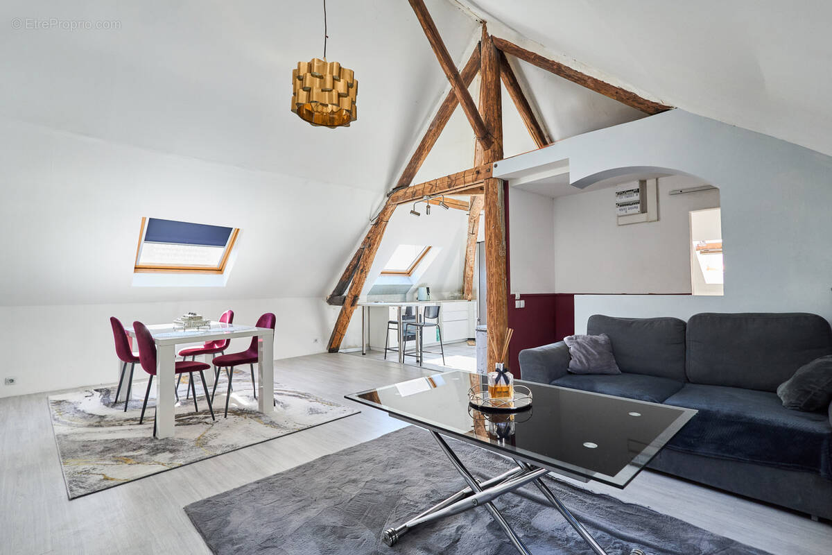 Appartement à MAGENTA