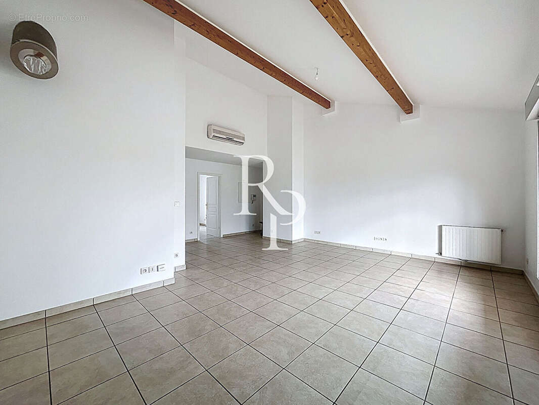 Appartement à LYON-5E