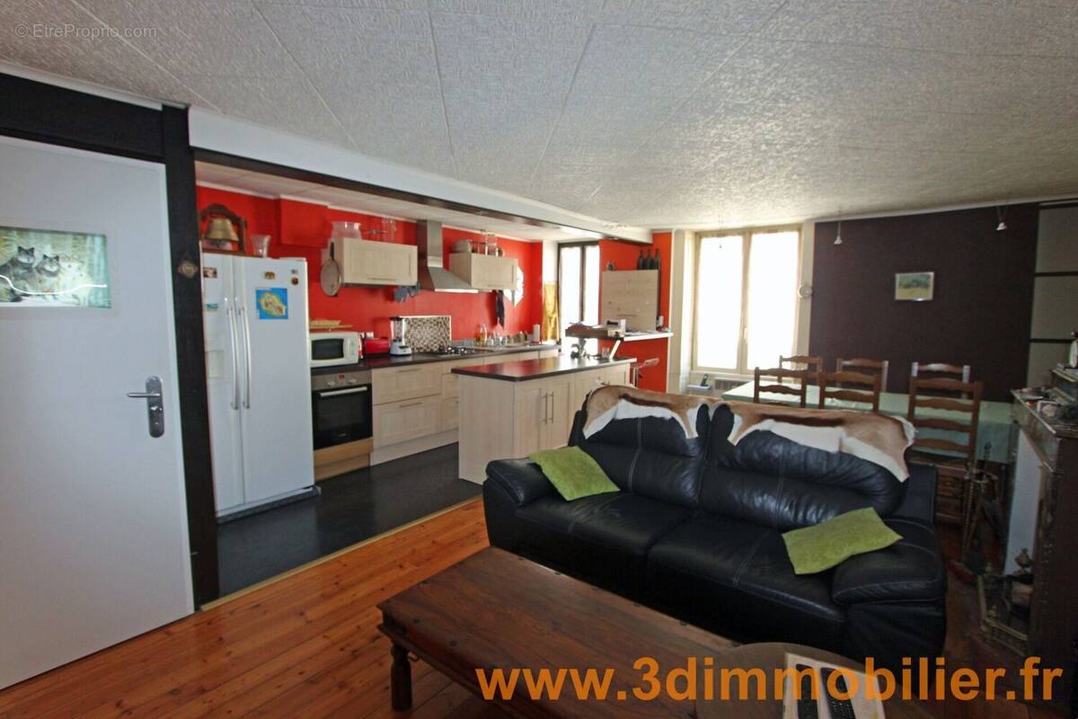 Photo 1 - Appartement à LONS-LE-SAUNIER