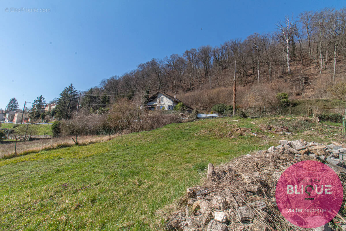 Terrain à LIVERDUN