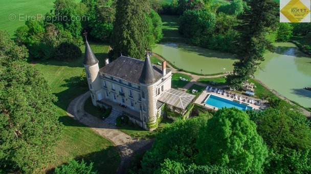 Maison à TOURNON-SAINT-PIERRE