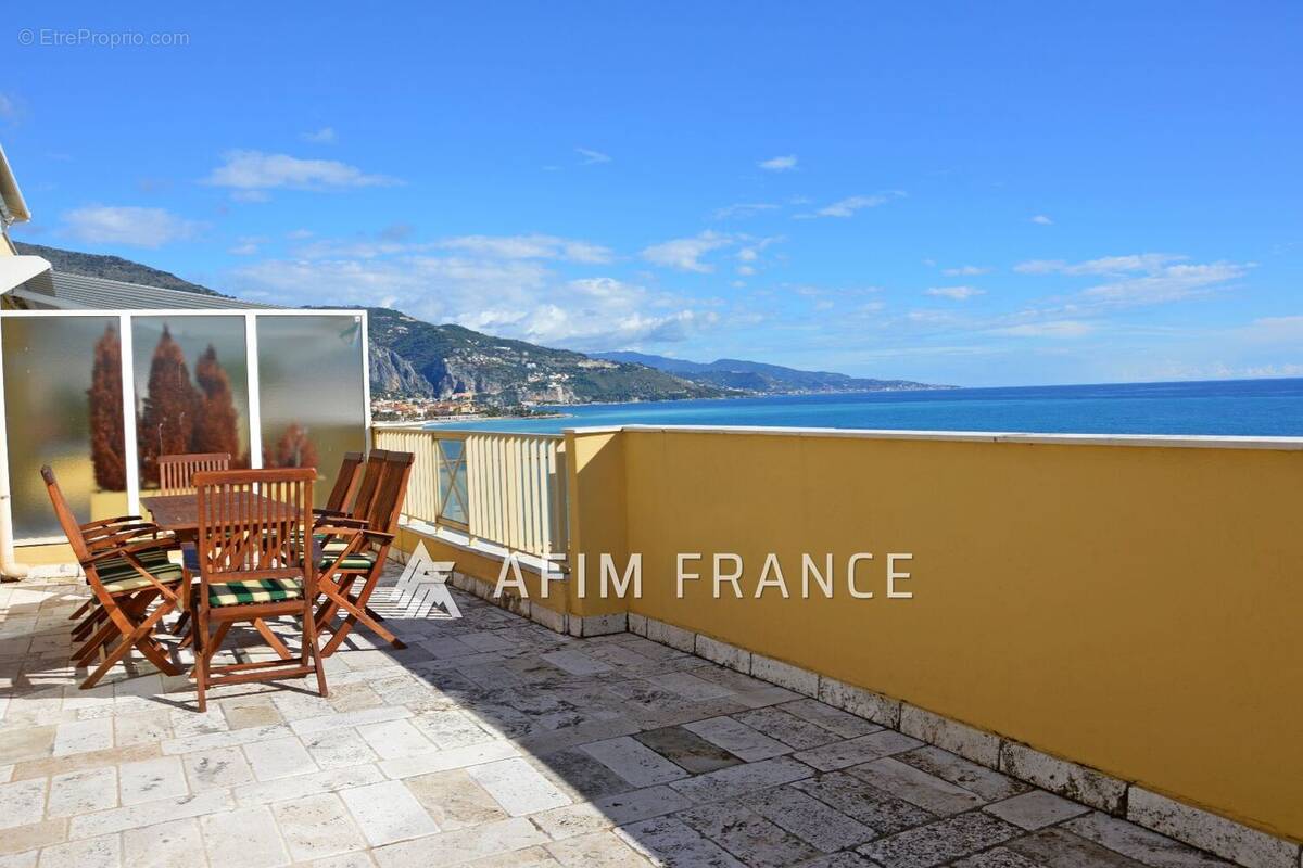 Appartement à MENTON